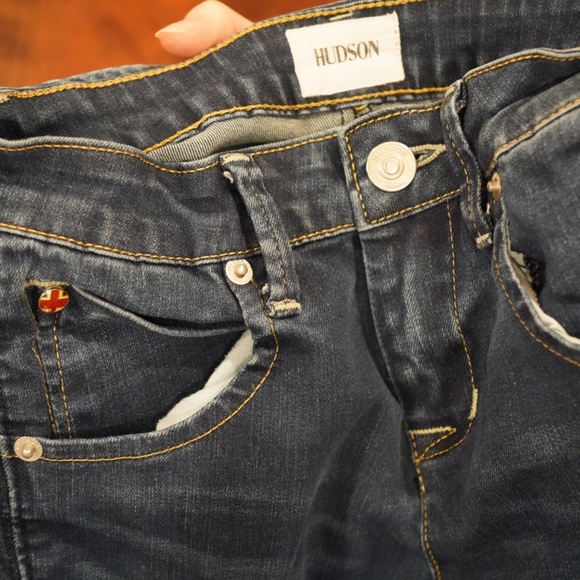 Girl’s Size 12 Hudson skinny Jeans - Picture 3 of 7
